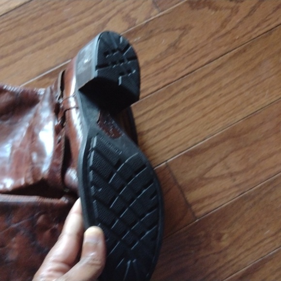 Genuine leather boots - Picture 2 of 3